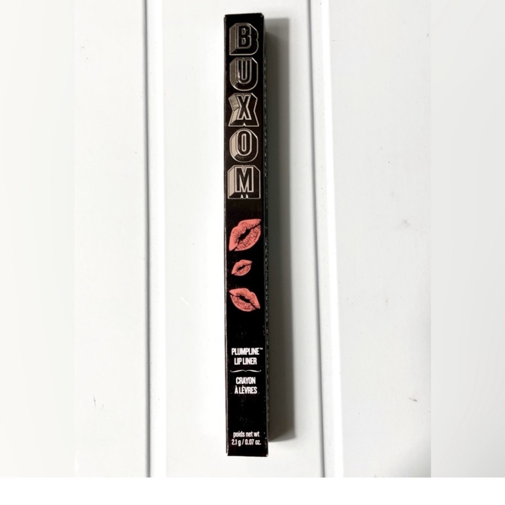 Buxom Plumpline lip liner in Hush Hush. Brand new with box.